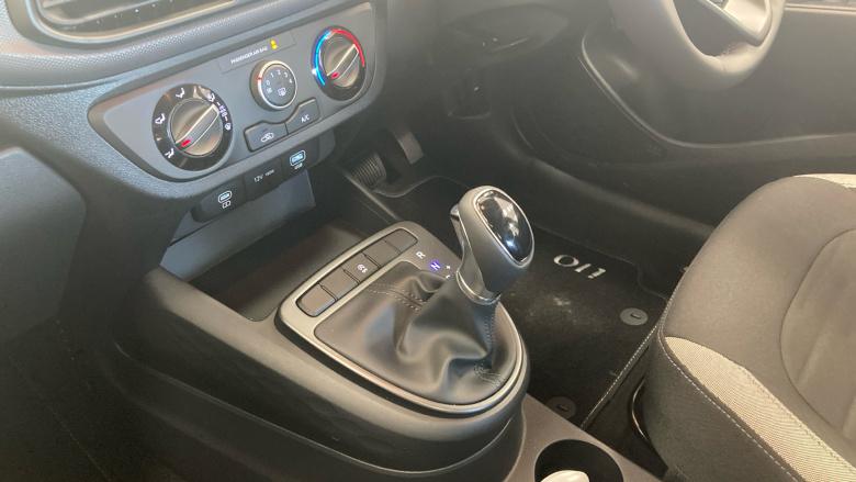 Hyundai i10 1.0 [63] Advance 5dr Auto [Nav] Petrol Hatchback